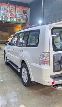 ميتسوبيشي باجيرو